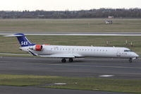 OY-KFD @ EDDL - SAS, Canadair CL-600-2D24 Regional Jet CRJ-900ER, CN: 15221, Aircraft Name: Estrid Viking - by Air-Micha