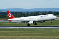 TC-JRF @ LOWW - Turkish Airlines - by Jan Ittensammer