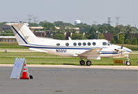 N503F @ KDPA - RLD Leasing LLC Beechcraft Super King Air 200 , taxiway R-4 KDPA after arriving from KLEX. - by Mark Kalfas