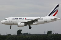 F-GUGF @ EDDL - Air France, Airbus A318-111, CN: 2109 - by Air-Micha