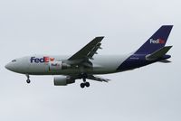 N447FE @ LOWW - FedEx - by FRANZ61