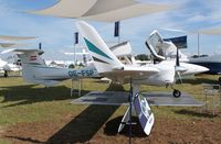 OE-FSP @ KOSH - DA42NG