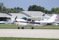 N682AP @ KOSH - Cessna T182
