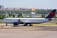 N808NW @ EHAM - Delta Airlines - by Chris Hall