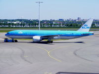 PH-BQF @ EHAM - KLM Royal Dutch Airlines - by Chris Hall