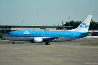 PH-BTI @ EHAM - KLM Royal Dutch Airlines - by Chris Hall