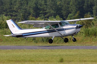 N64754 @ PVG - 1982 Cessna 172P Skyhawk II N64754 landing RWY 10. - by Dean Heald