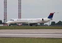 N570RP @ DAY - Delta Connection E145