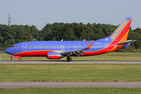 N354SW @ ORF - Southwest Airlines N354SW (FLT SWA2563) rolling out on RWY 5 after arrival from Baltimore/Washington Int'l (KBWI). - by Dean Heald