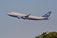 N198UA @ KLAX - United Airlines Boeing 747-422, N198UA departing 25R KLAX. - by Mark Kalfas