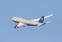 N179UA @ KLAX - United Airlines Boeing 747-422, N179UA departing 25R KLAX heading over to RJAA. - by Mark Kalfas