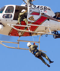 N634SB @ L67 - Rappel training on the SBSO ramp. - by Marty Kusch