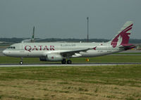 A7-AHC @ LOWW - Qatar Airways Airbus A-320 - by Thomas Ranner