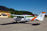 SE-LKU @ ESOW - Cessna 172RG of the Scandinavian Aviation Academy on the platform of Västerås Hässlö airport, Sweden - by Henk van Capelle