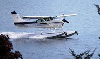 N625KW - While Operating on Forest Lake, MN - by Lee Bakewell