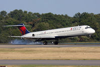 N917DL @ ORF - Delta Air Lines N917DL from Hartsfield-Jackson Atlanta Int'l (KATL) landing RWY 23. - by Dean Heald