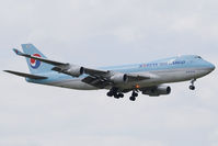 HL7602 @ LOWW - Korean Air 747-400