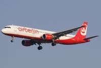 D-ABCB @ LOWW - Air Berlin A321