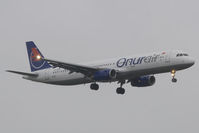 TC-OAK @ LOWW - Onur Air A321