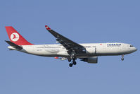 TC-JNA @ LOWW - Turkish Airlines A330-200