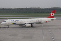TC-JRE @ LOWW - Turkish Airlines A321
