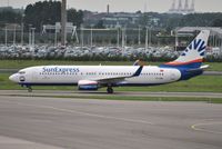 TC-SNL @ EHAM - SunExpress taxiing in after arrival - by Robert Kearney
