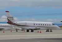 N730QS @ KOAK - NetJets 2005 Israel Aircraft Industries GULFSTREAM 200 on North Ramp at Oakland, CA - by Steve Nation