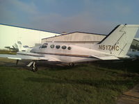 N517HC @ LFPN - Cessna 401B - by Mathcab