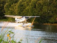 C-FDRN @ HAMP - 1982 Cessna 185 IO550 - by Rob N