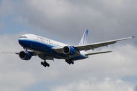 N794UA @ EGLL - United Airlines 777-200