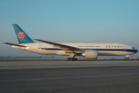 B-2071 @ LOWW - China Southern Boeing 777-200 - by Dietmar Schreiber - VAP