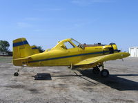 N23189 @ 28CA - Spain Air 1981 AT-301 rigged for spraying (Fleet #3) - by Steve Nation