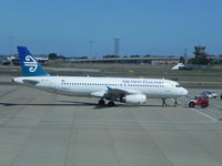 ZK-OJI @ SYD - Air New Zealand A320-232 - by Henk Geerlings