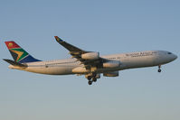 ZS-SLE @ EGLL - South African Airways A340-200