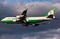 B-16483 @ LOWW - Magic sunlight at Vienna - by Basti777