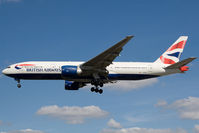 G-VIIO @ EGLL - British Airways 777-200