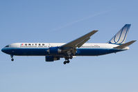 N656UA @ EGLL - United Airlines 767-300