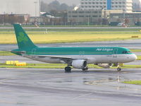 EI-DET @ EHAM - Aer Lingus - by Chris Hall