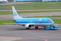 PH-BPB @ EHAM - KLM Royal Dutch Airlines - by Chris Hall
