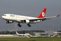 TC-JNG @ LOWW - THY [TK] Turkish Airlines - by Delta Kilo