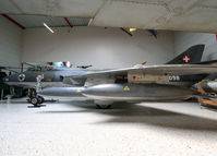 J-4098 photo, click to enlarge