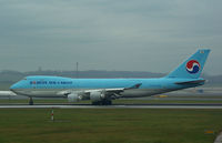 HL7403 @ LOWW - Korean Air Boeing 747 - by Thomas Ranner