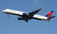 N507US @ DTW - Delta 757-200 - by Florida Metal