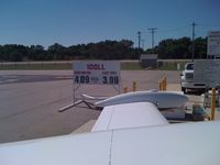 N320K @ 57C - Fueling up at East Troy - by swpilot2494
