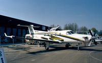 HB-FOO @ EDNY - Pilatus PC-12 at the AERO 2001, Friedrichshafen - by Ingo Warnecke