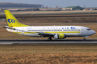 EI-DVC @ VIE - 7M - by Chris Jilli