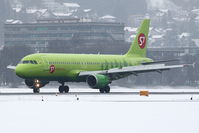 VQ-BDE @ LOWI - SBI [S7] S7 Airlines - by Delta Kilo