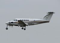 N222LA @ SHV - Landing at Shreveport Regional. - by paulp