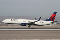 N3752 @ LAS - Delta has a big mixed fleet now - by Duncan Kirk