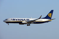 EI-EFV @ GCRR - Ryanair's 2009 BOEING 737-8AS/W, c/n: 35017 - by Terry Fletcher
